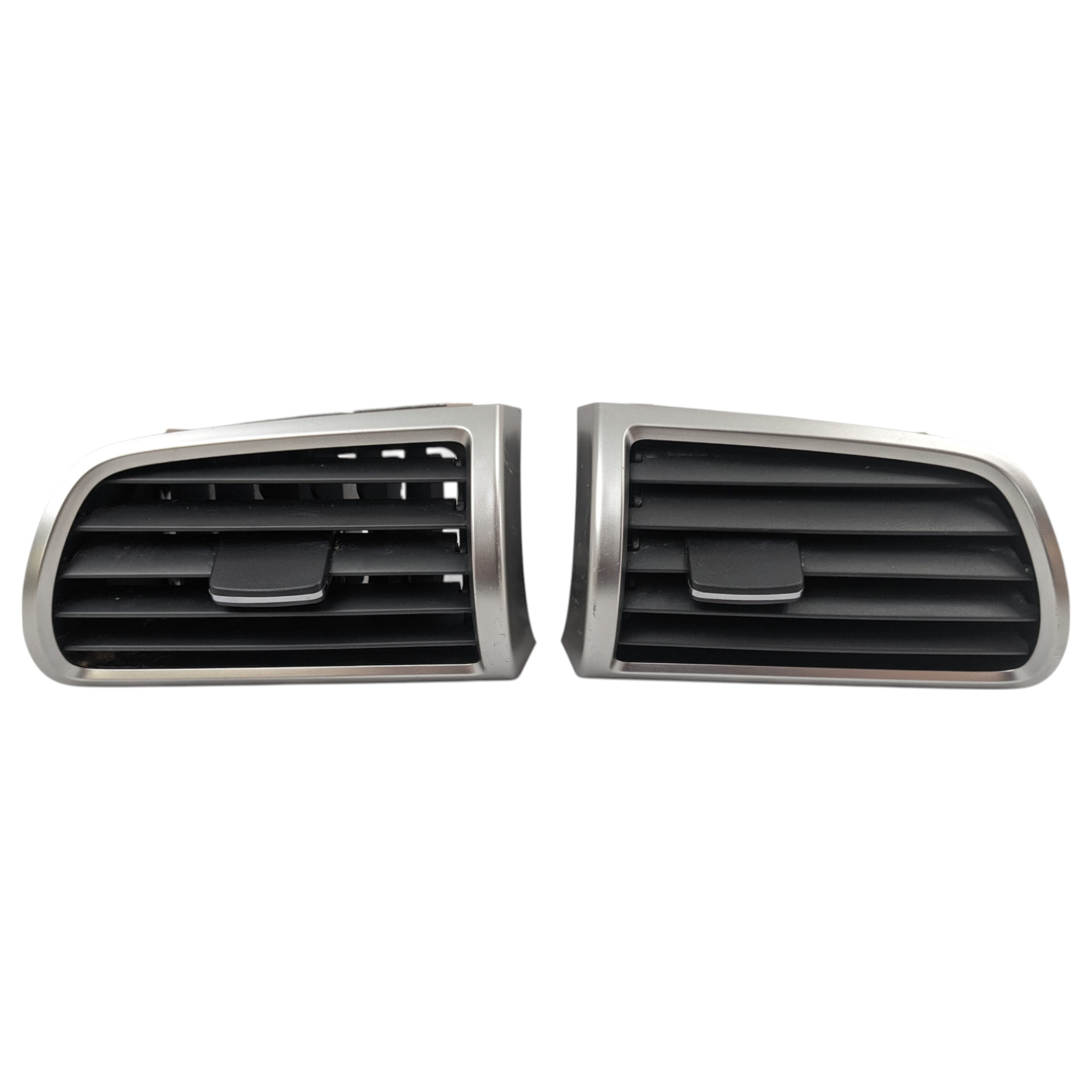 カーナビ me 2022-2023 Mitsubishi Eclipse Cross Dash Left Right Air Vent